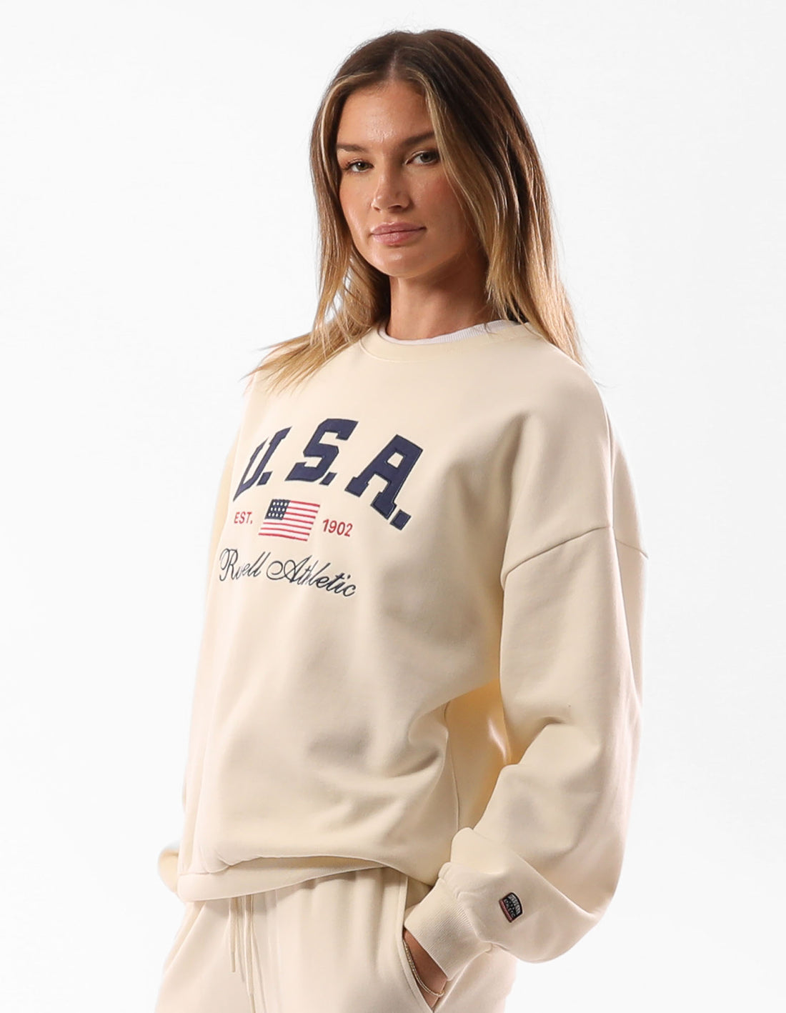 Beige Russell Athletic 1902 Oversized Women Crew Neck Sweaters | 84BJOKCXU