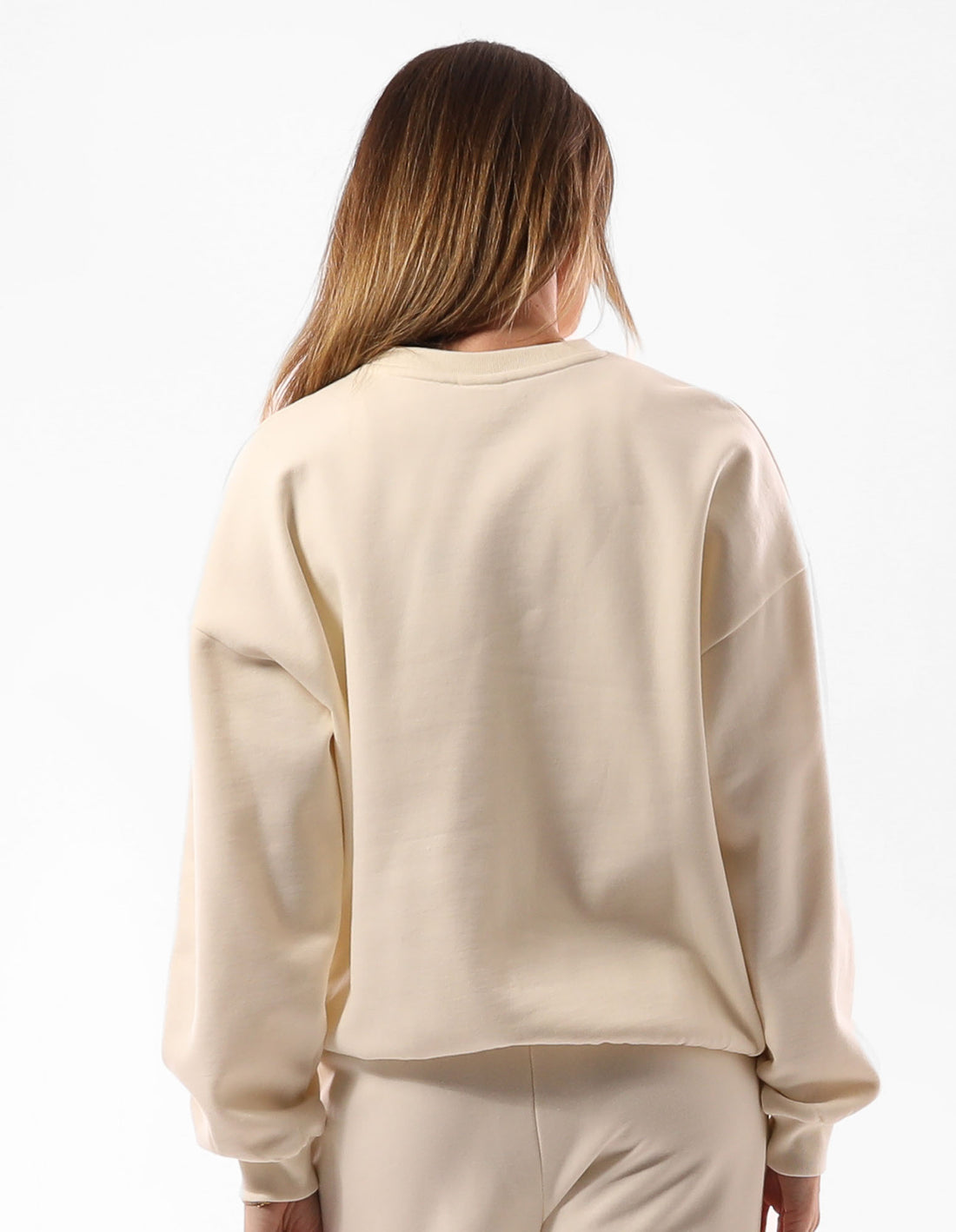 Beige Russell Athletic 1902 Oversized Women Crew Neck Sweaters | 84BJOKCXU